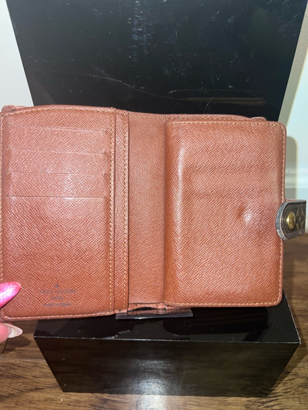 Louis Vuitton Monogram Canvas Wallet with Kisslock - Picture 4 of 14